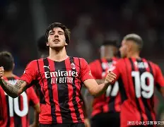 关于加时末段AC米兰调整名单以备法甲，临场应变环节打磨，更衣室稳定，年轻球员得到机会的信息