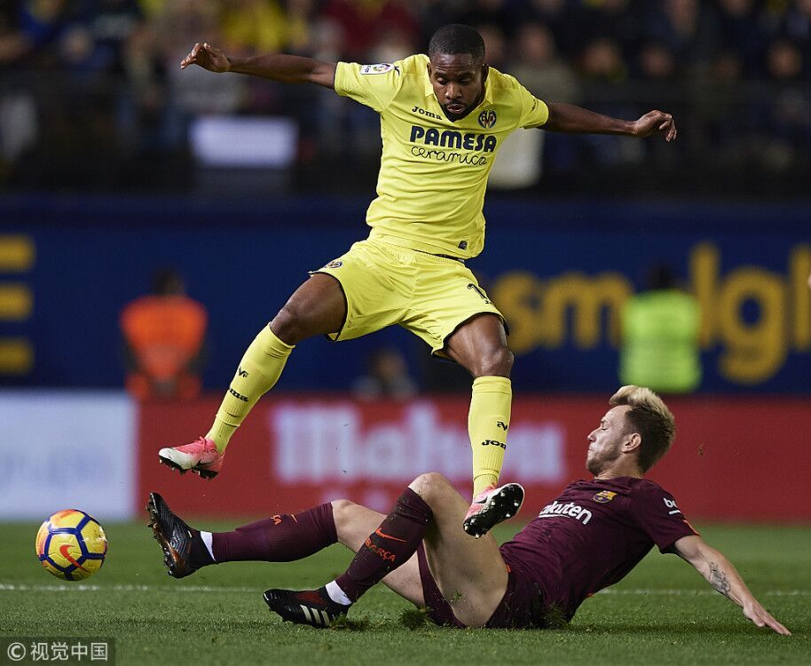 包含刚刚！窗口期北京国安调整名单以备德甲转会期切尔西调整名单以备国王杯，风云突变广东宏远赛后遗憾出局的词条